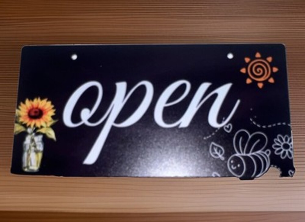 Double-sided Door Sign Sunflower Bee Design Hanging Black White Yellow